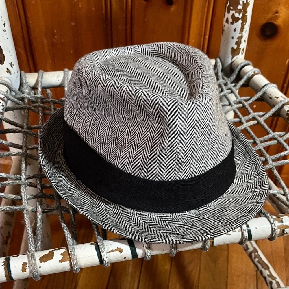 Elegant Women's Herringbone Fedora Hat